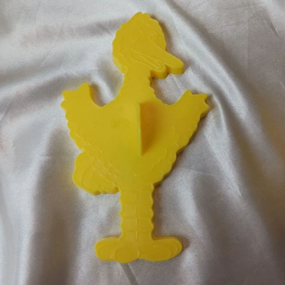 VINTAGE SESAME STREET BIG BIRD COOKIE CUTTER 1971-1977